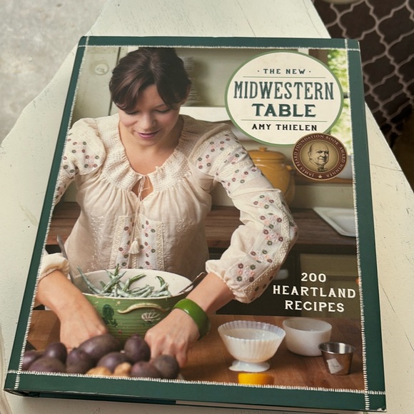 The New Midwestern table. A book of 200 Heartland recipes - Picture 1 of 4